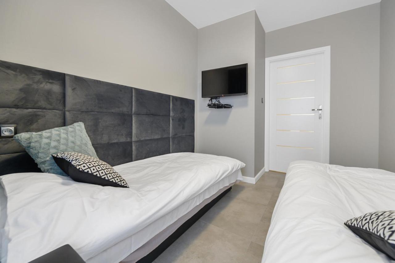 Gate Of City Centre Apartment By Pinpoint Łódź Exterior foto