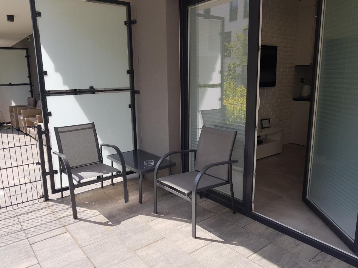 Gate Of City Centre Apartment By Pinpoint Łódź Exterior foto